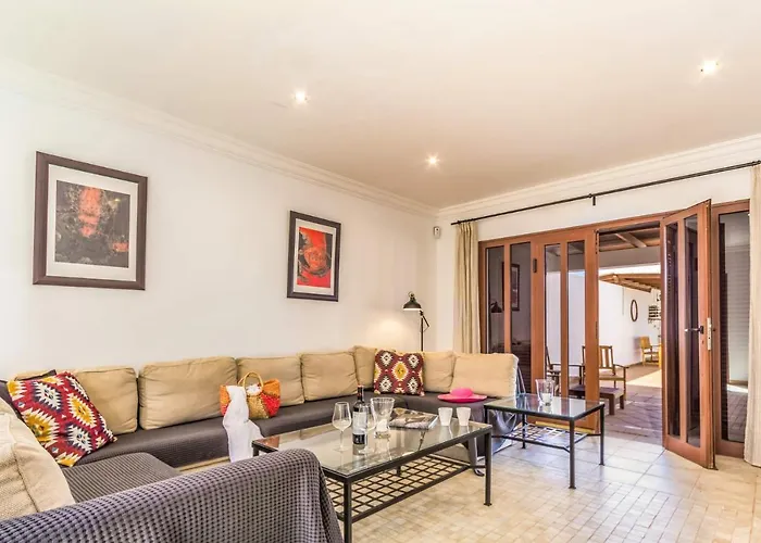 Shaula Коста Бланка